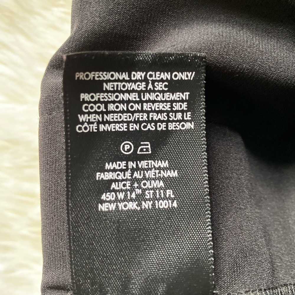 Alice + Olivia Liliana Vegan Leather Paper Bag Pants, XL - Picture 11 of 15